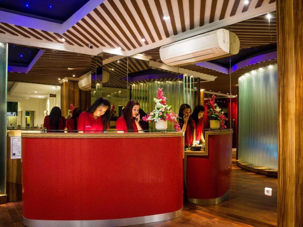 Madu Inn Jakarta Exteriör bild